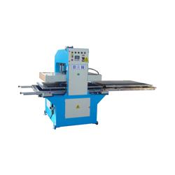 Heat transfer press machine - This machine is automatic, highly efficient, allows two-people operation.
